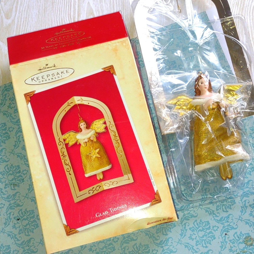2003 Glad Tidings Keepsake Ornament